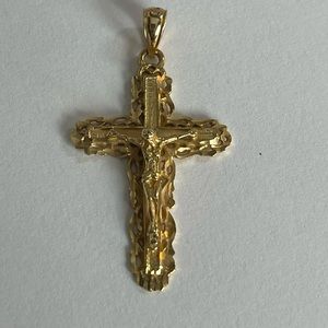 14kt solid yellow gold cross pendant